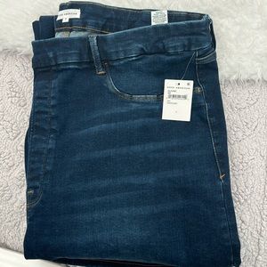 Good American flare denim jeans 4XL NEW
